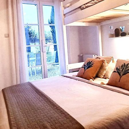 Luminary Night Suite Montévrain Dış mekan fotoğraf