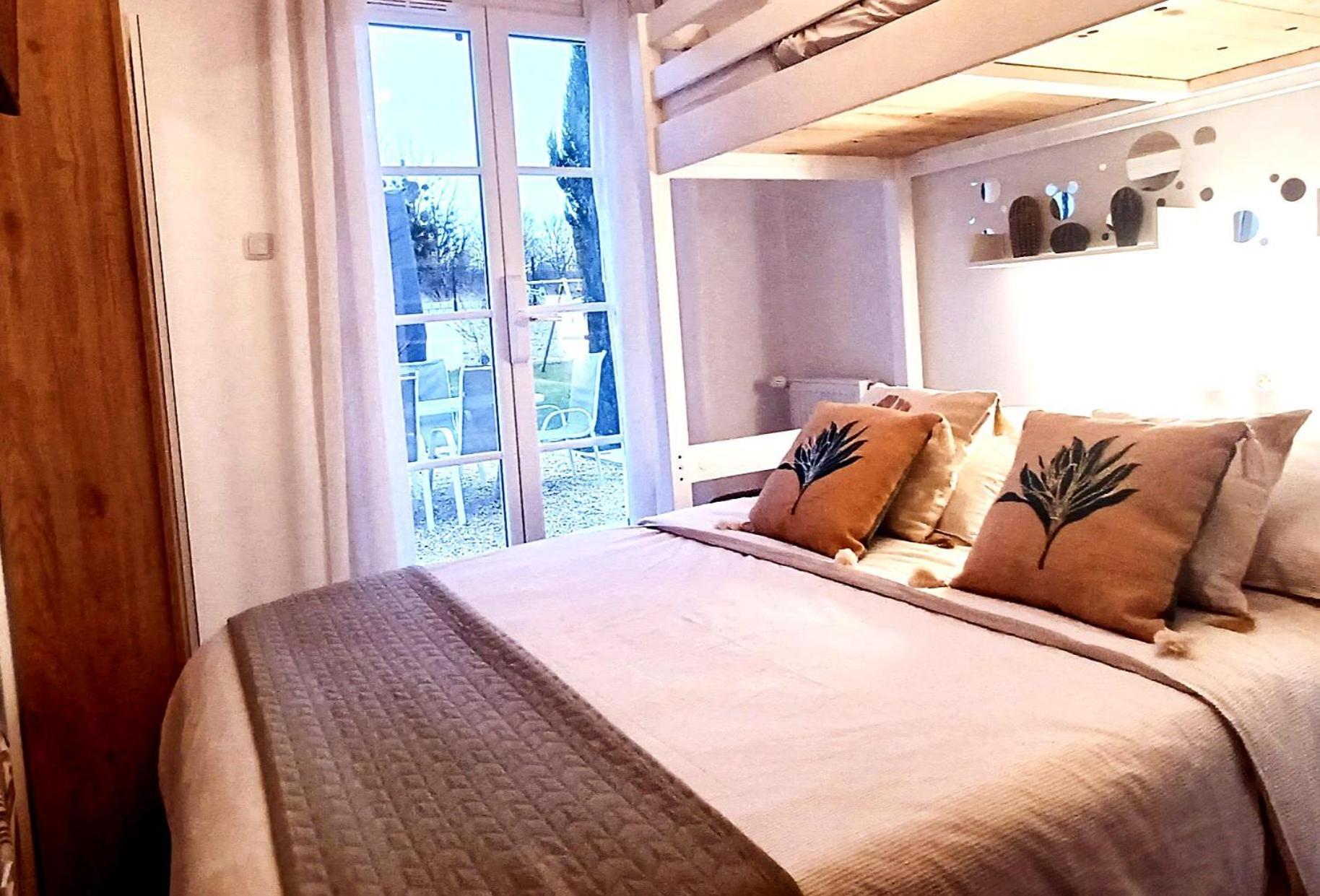 Luminary Night Suite Montévrain Dış mekan fotoğraf
